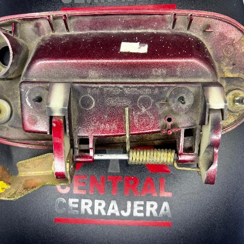 MANIJA FORD USADA DERECHA H75  (CAJA G08)