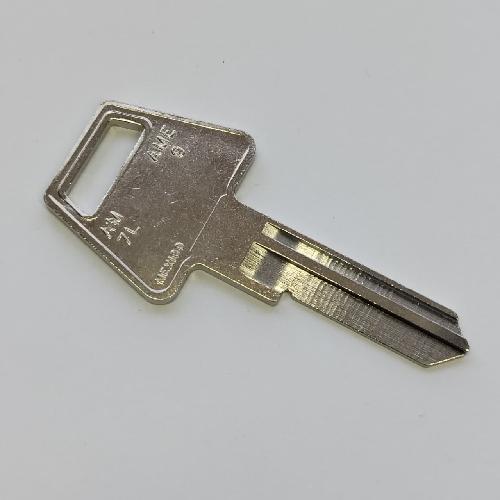 LLAVE JMA / AME-9 /AM7L / A1045L /  GRUPO C (Q22)