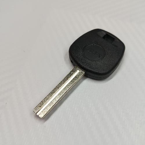 F04